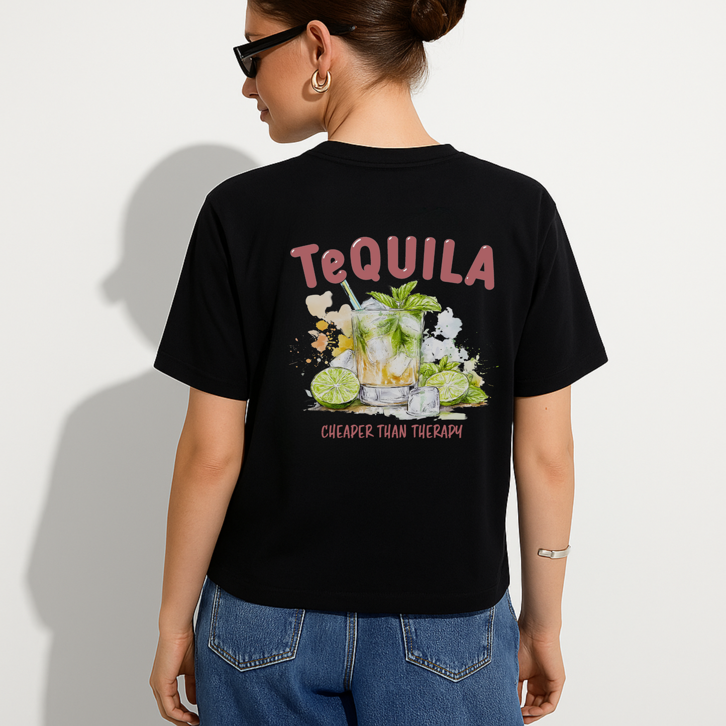 Camiseta Boxy Orgánica – Tequila: Cheaper than Therapy 🍋✨
